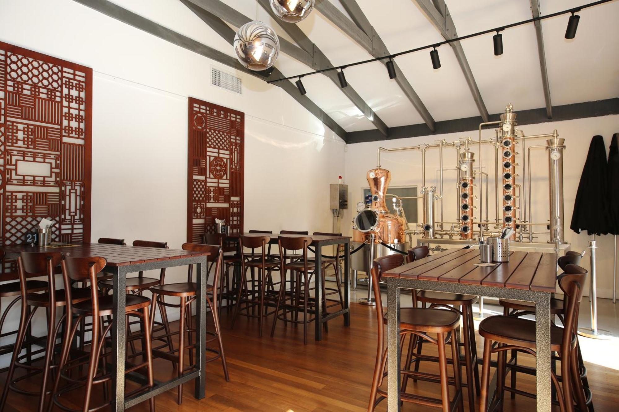 Mahogany Inn And Distillery Mahogany Creek Екстер'єр фото
